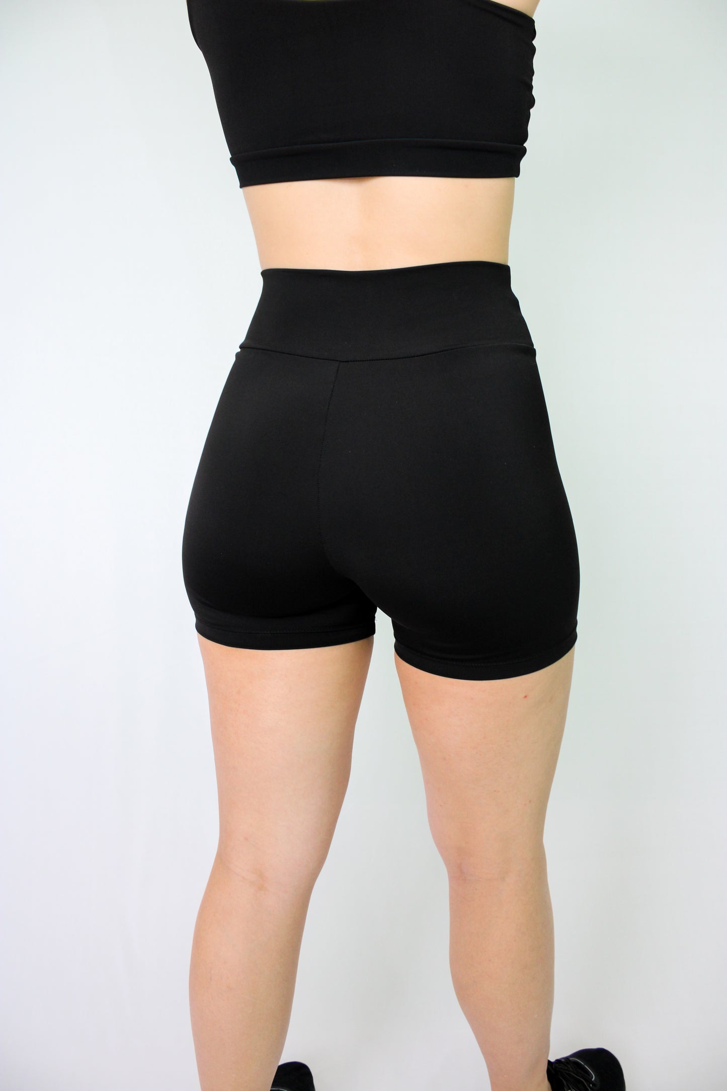 Short Fitness Poliamida Preto
