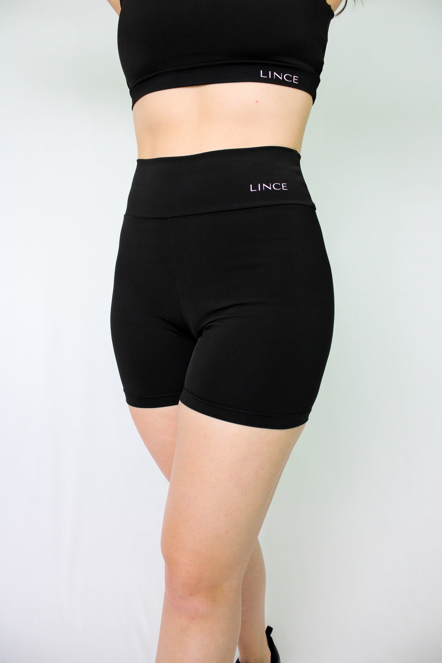 Short Fitness Poliamida Preto