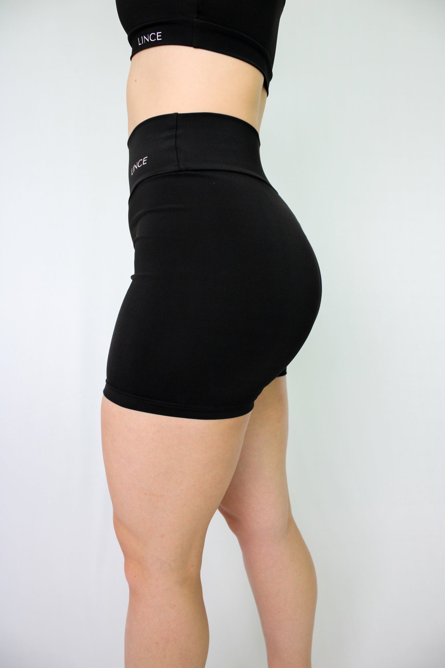 Short Fitness Poliamida Preto